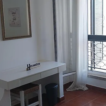 Oura Apartment