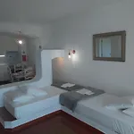 Oura *
